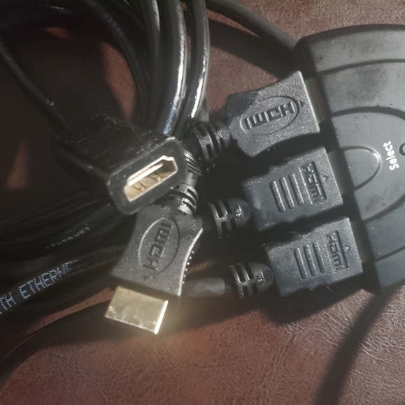HDMI adapter/ cable/ switch - Picture 3 of 3